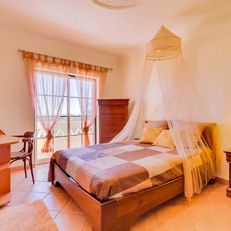 Yellow Country house *